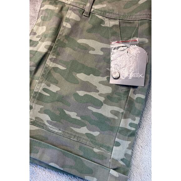 Falls Creek Camp Shorts - Picture 1 of 7